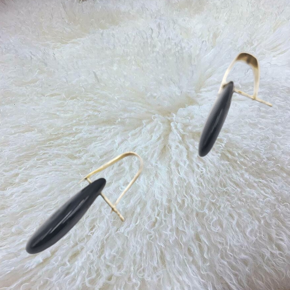 Black and Gold Tone Teardrop Earrings - Picture 2 of 5